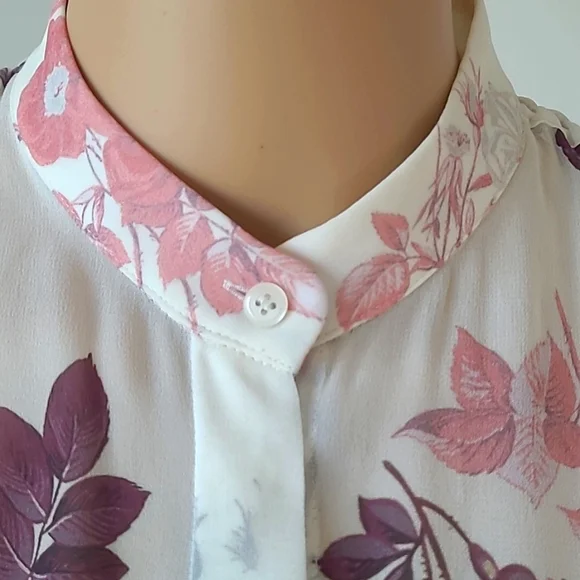 LOVER Long-Sleeve Floral Silk Blouse - Picture 3 of 9